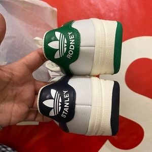 ADIDAS ROD LAVER RODNEY X STANLEY TENNIS SHOES